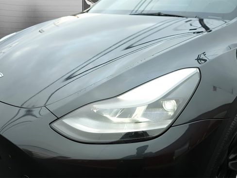 Used 2024 Tesla Model Y 2WD image 7