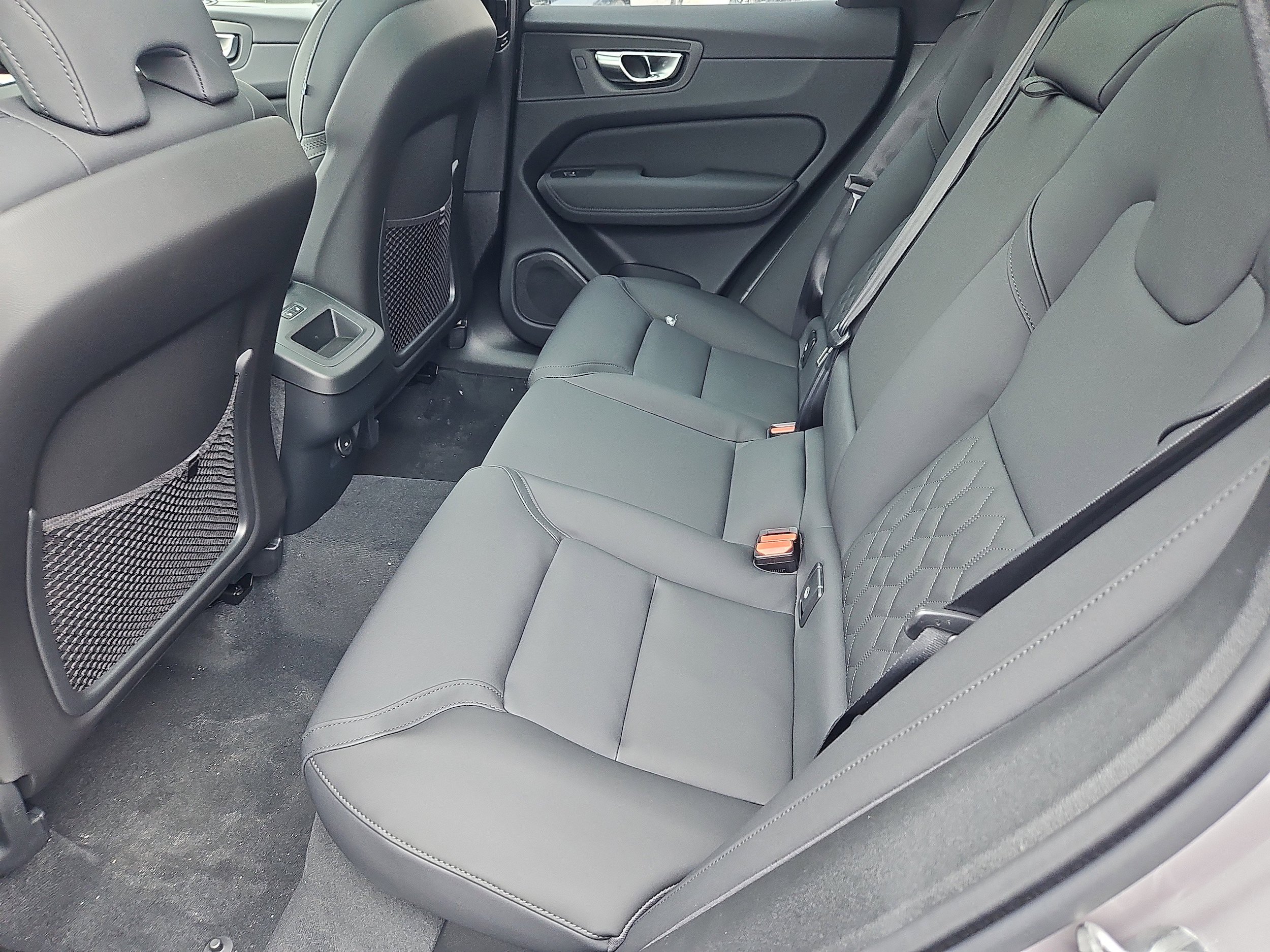 Used 2026 Volvo XC60 B5 Plus w/ Protection Package Premier AWD/4WD image 23
