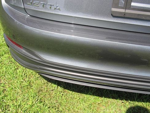 Used 2022 Volkswagen Jetta SE image 15