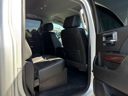 Used 2019 GMC Sierra 2500 SLT w/ Duramax Plus Package image 34