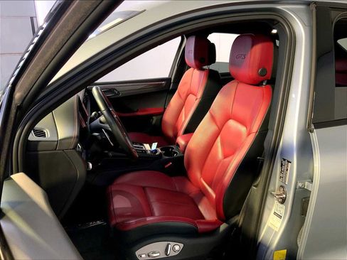 Certified 2022 Porsche Macan GTS AWD/4WD image 5