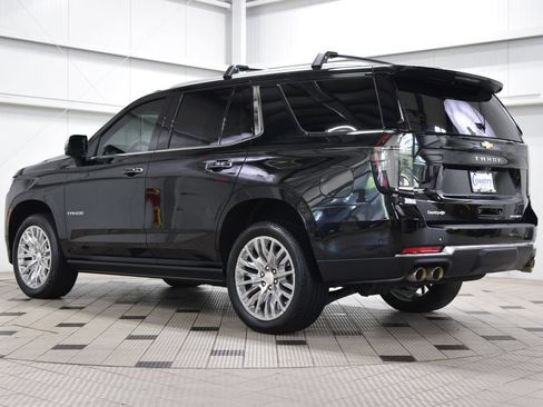 Used 2025 Chevrolet Tahoe Premier AWD/4WD image 6