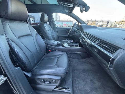 Used 2017 Audi Q7 2.0T Premium Plus AWD/4WD image 29