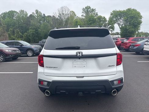 Used 2024 Honda Passport EX-L image 6