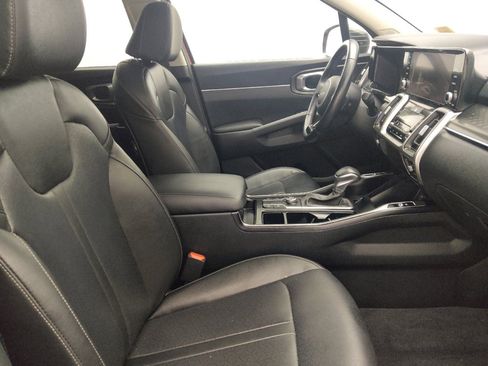 Used 2022 Kia Sorento S w/ Panoramic Sunroof Package FWD image 21