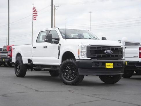 Used 2023 Ford F250 XL image 3