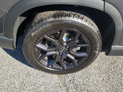 New 2025 Honda Pilot Touring image 5