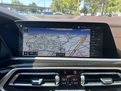 Used 2019 BMW X7 xDrive50i w/ Premium Package AWD/4WD image 27