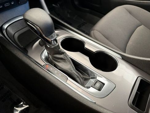 Used 2023 Chevrolet Malibu LT FWD image 36