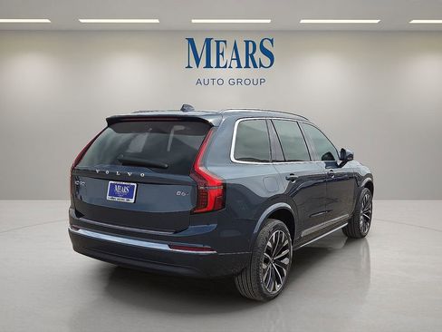 New 2026 Volvo XC90 B6 Plus w/ Protection Package Premier image 5