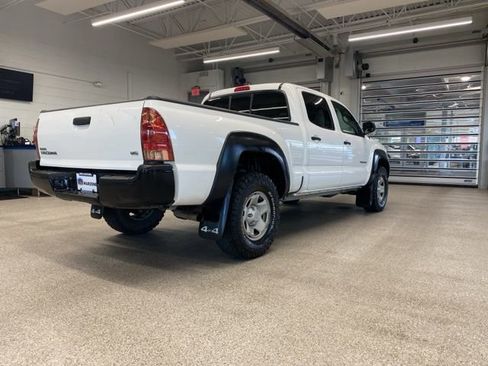 Used 2015 Toyota Tacoma 4x4 Double Cab image 5