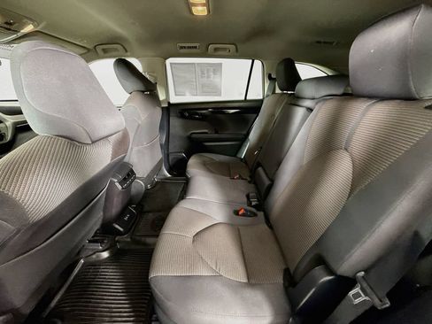 Certified 2025 Toyota Highlander LE AWD/4WD image 24