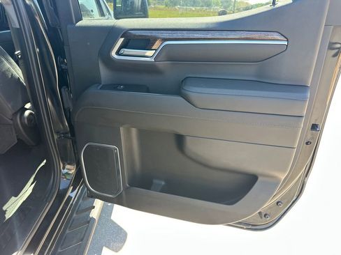 Used 2022 GMC Sierra 1500 Elevation image 16