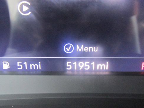 Used 2023 Cadillac XT6 Premium Luxury w/ Technology Package image 38