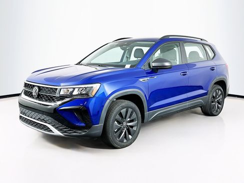 Used 2024 Volkswagen Taos S image 3