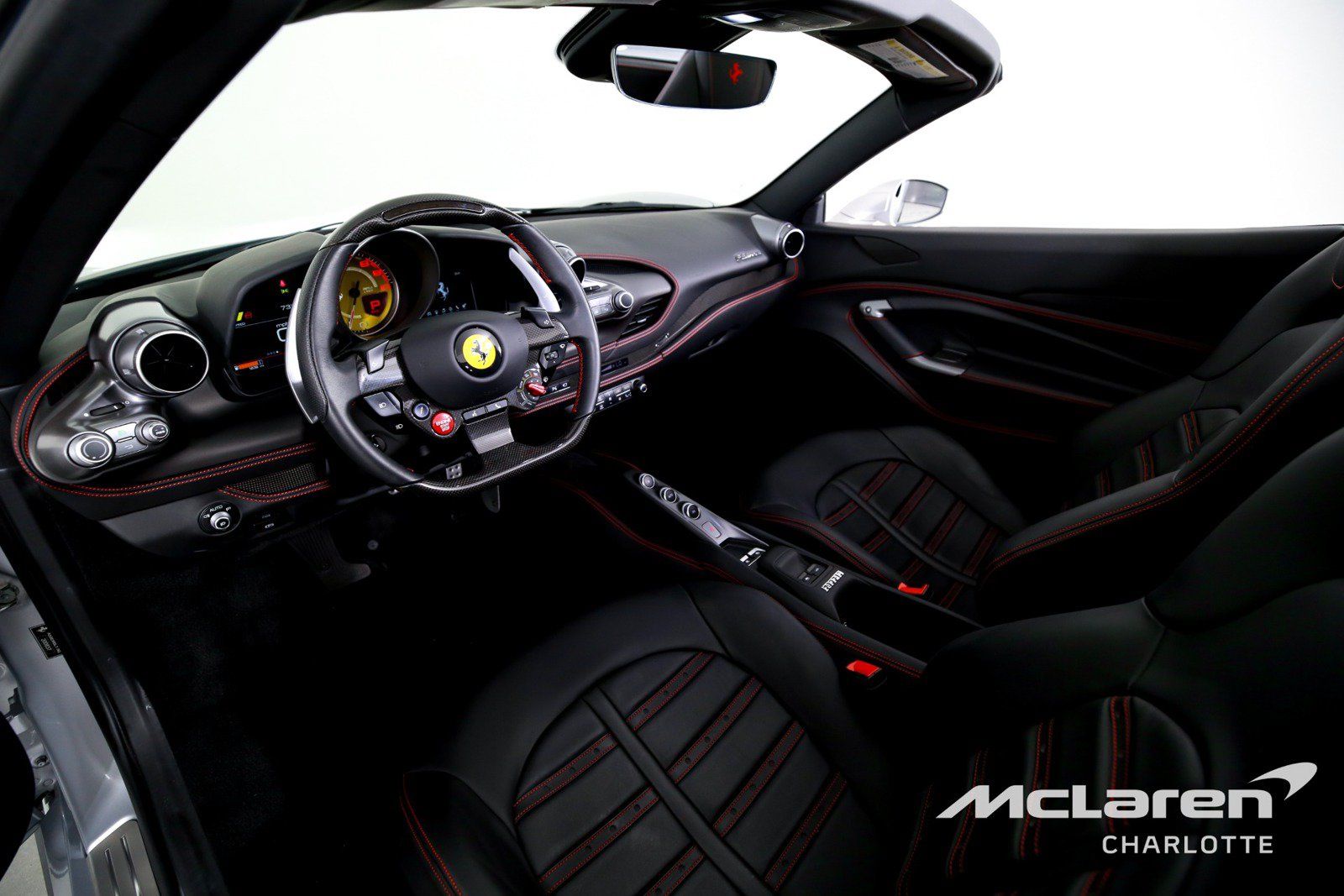 Used 2022 Ferrari F8 Tributo RWD image 13