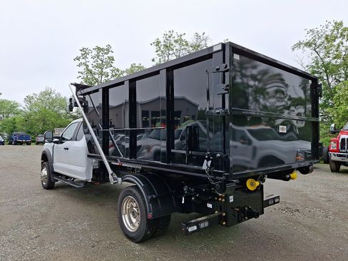 New 2025 Ford F550 4x4 SuperCab Super Duty w/ XL Chrome Package image 3