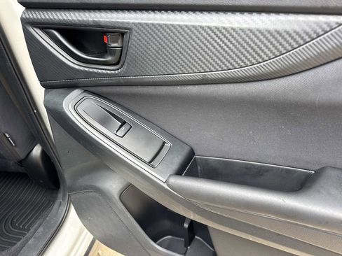 Used 2019 Subaru Crosstrek 2.0i Premium image 21