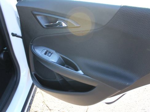 Used 2024 Chevrolet Malibu LT image 24