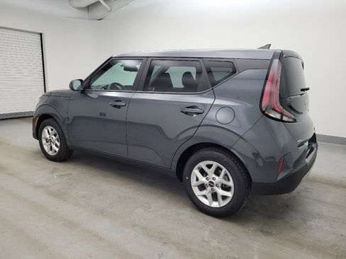 Used 2025 Kia Soul LX w/ LX Technology Package image 3
