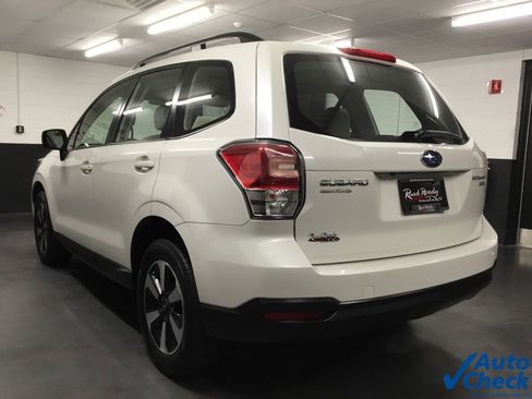 Used 2017 Subaru Forester 2.5i w/ Alloy Wheel Package image 8