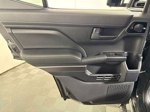 New 2026 Toyota 4Runner TRD Off-Road Premium AWD/4WD image 19