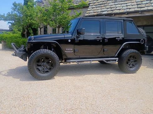 Used 2015 Jeep Wrangler Unlimited Sport w/ Quick Order Package 24S AWD/4WD image 6