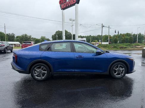 Used 2025 Kia K4 FWD image 14