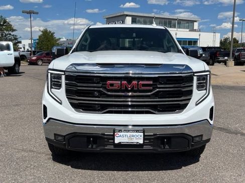 New 2026 GMC Sierra 1500 SLT AWD/4WD image 10