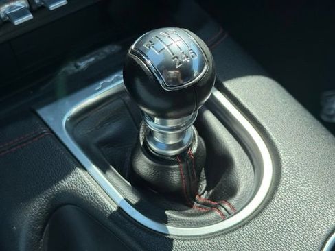 Used 2022 Ford Mustang GT Premium w/ Equipment Group 401A RWD image 28