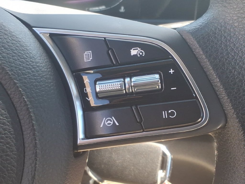 Certified 2024 Kia Seltos LX AWD/4WD image 20
