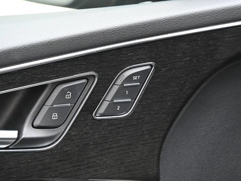 Used 2020 Audi Q8 Premium w/ Cold Weather Package AWD/4WD image 18