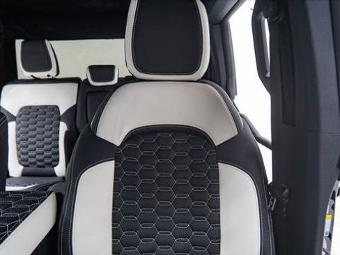 Used 2025 Ford Bronco Pickup image 47