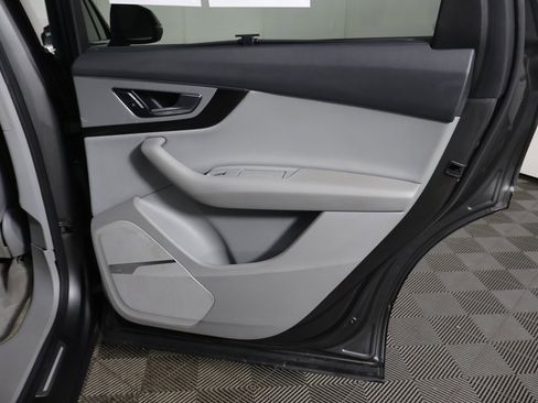 Used 2019 Audi Q7 2.0T Premium Plus w/ Premium Plus Package image 32