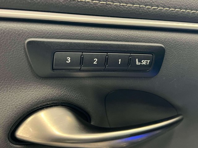 Certified 2024 Lexus ES 300h w/ Premium Package FWD image 22