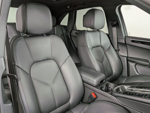New 2025 Porsche Macan AWD/4WD image 24