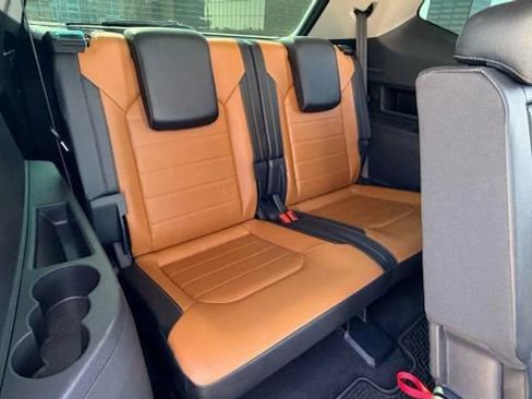 Used 2019 Volkswagen Atlas SEL Premium image 24