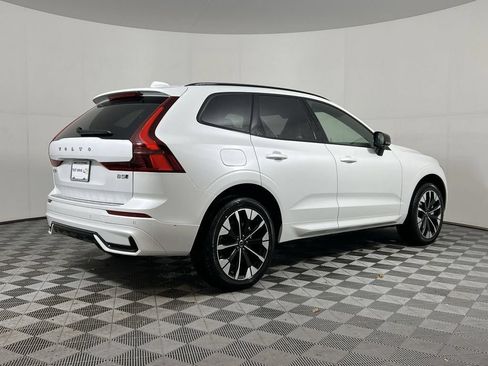 New 2026 Volvo XC60 B5 Plus w/ Protection Package Premier AWD/4WD image 8