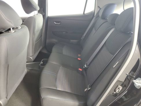 Used 2025 Nissan Leaf S FWD image 13