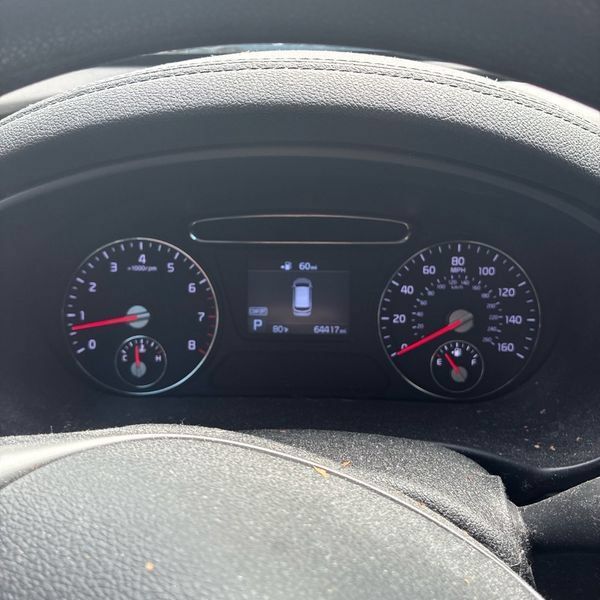 Used 2019 Kia Sorento FWD V6 image 29