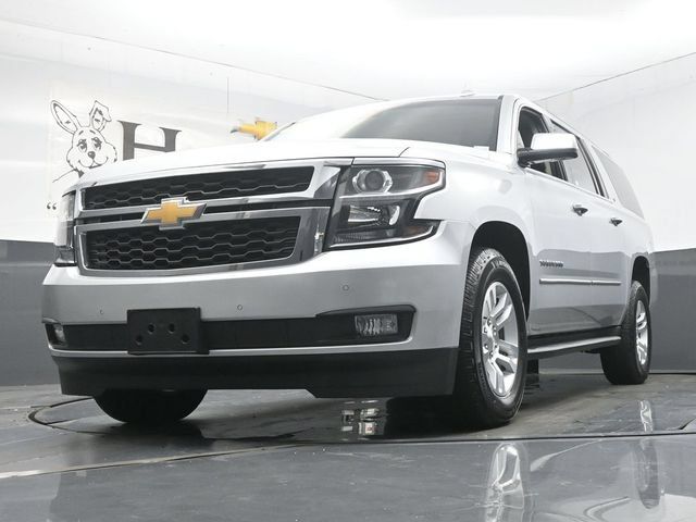 Used 2019 Chevrolet Suburban LT AWD/4WD image 4