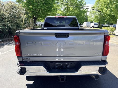 New 2026 Chevrolet Silverado 3500 LTZ w/ LTZ Convenience Package AWD/4WD image 6