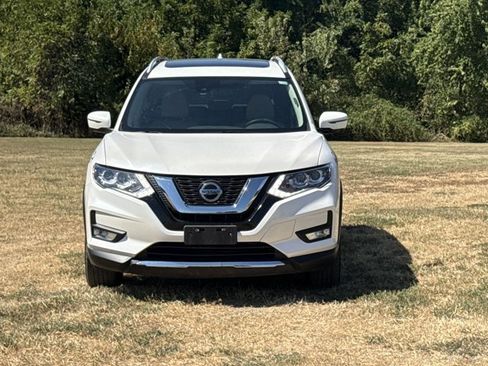 Used 2019 Nissan Rogue SL w/ Premium Package AWD/4WD image 2