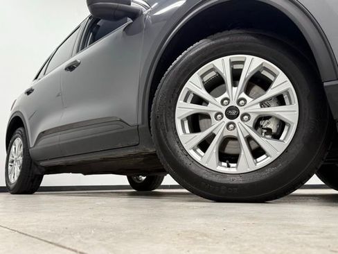 Certified 2024 Ford Escape Active image 3