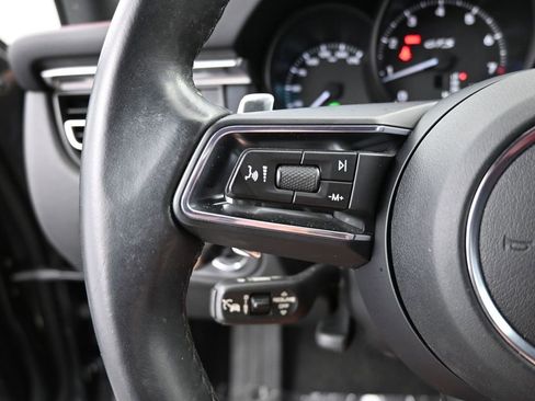 Used 2023 Porsche Macan GTS image 19