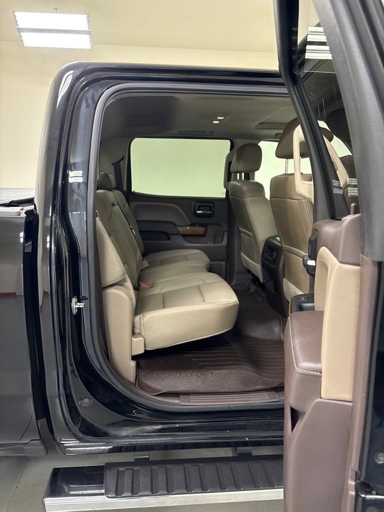Used 2017 GMC Sierra 1500 SLT w/ SLT Premium Package AWD/4WD image 28