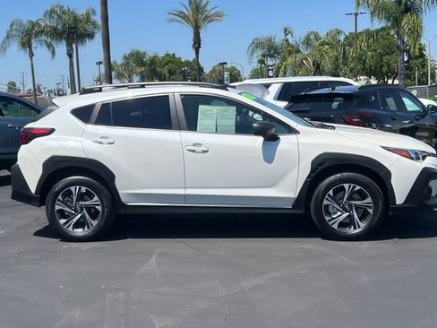 Used 2024 Subaru Crosstrek 2.0i Premium AWD/4WD image 3