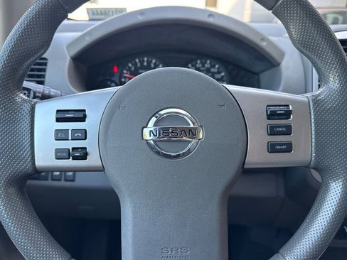 Used 2020 Nissan Frontier SV w/ Midnight Edition Floor Mats AWD/4WD image 35