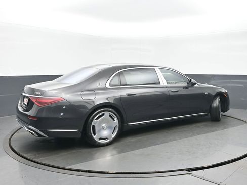 Used 2023 Mercedes-Benz Maybach S 680 Maybach S 680 w/ Manufaktur Leather Package image 3