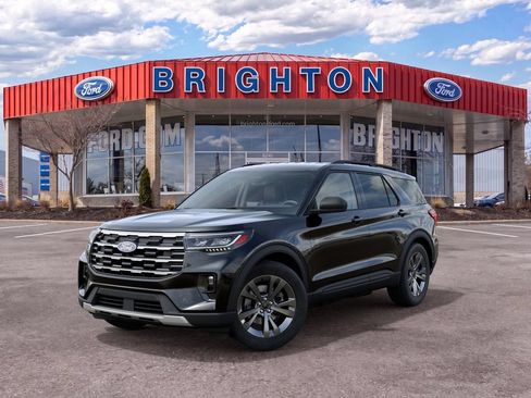 Used 2027 Ford Explorer Active w/ Active Comfort Package AWD/4WD image 4